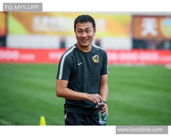 皇家马德里成功签约哈维尔·赫尔南德斯，引发球迷热议